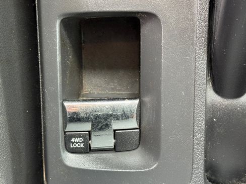 Used 2014 Jeep Compass Sport w/ Power Value Group image 20