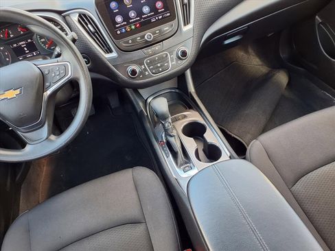 Used 2024 Chevrolet Malibu LT image 10