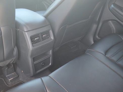 Certified 2024 Ford Edge SEL image 18