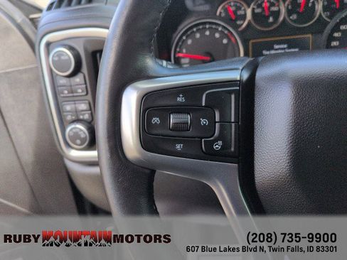 Used 2020 Chevrolet Silverado 1500 LT Trail Boss image 17