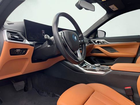 Used 2023 BMW i4 eDrive35 RWD image 2