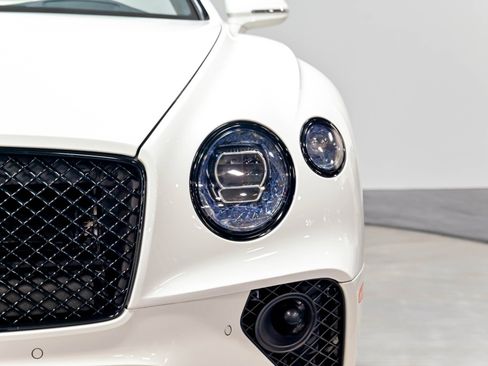 Used 2020 Bentley Continental GT AWD/4WD image 53