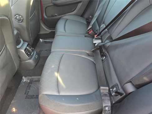 Used 2023 MINI Cooper Countryman S w/ Signature Upholstery Package image 11