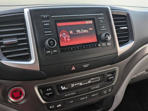 Used 2016 Honda Pilot LX image 5