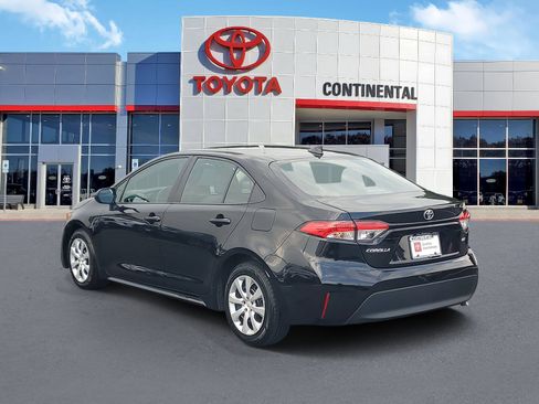 Certified 2025 Toyota Corolla LE FWD image 4