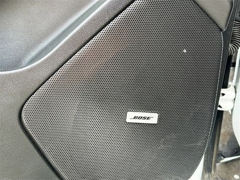 Used 2022 Cadillac XT6 Premium Luxury image 19