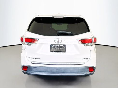 Used 2016 Toyota Highlander Limited FWD image 6