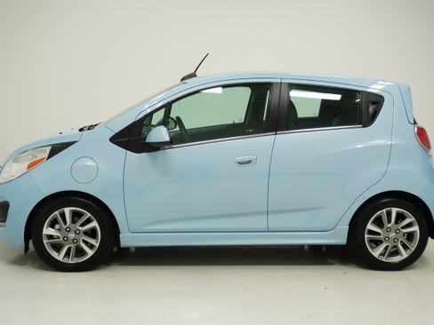 Used 2016 Chevrolet Spark LT image 7