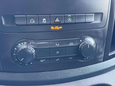 Used 2019 Mercedes-Benz Metris image 37