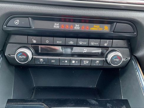 Used 2019 MAZDA CX-9 Signature image 32