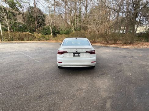 Used 2019 Volkswagen Jetta SE image 7
