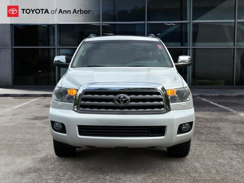 Used 2016 Toyota Sequoia Platinum AWD/4WD image 6