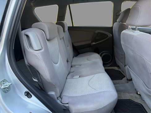 Used 2006 Toyota RAV4 4WD image 27