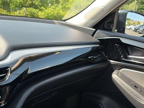 Certified 2024 Acura MDX SH-AWD w/ Technology Package image 21