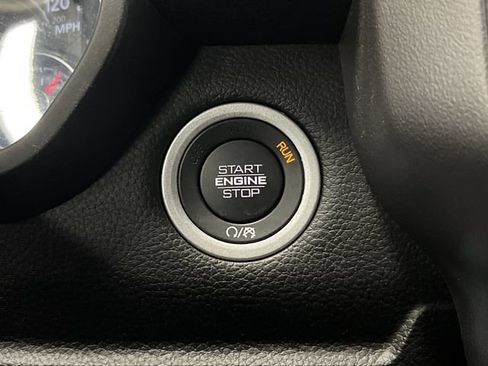 Used 2024 RAM 1500 Big Horn AWD/4WD image 21