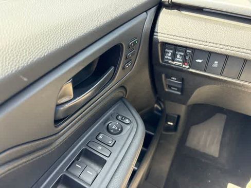 Used 2025 Honda Odyssey Sport-L image 23