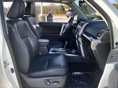 Used 2023 Toyota 4Runner Limited image 8