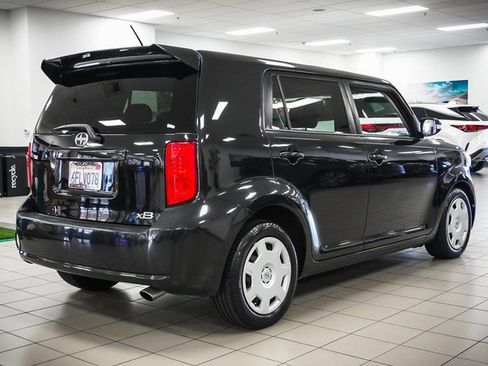 Used 2009 Scion xB image 6