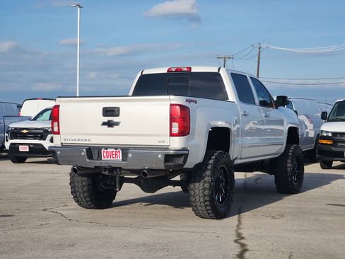 Used 2018 Chevrolet Silverado 1500 LTZ w/ Texas Edition AWD/4WD image 7