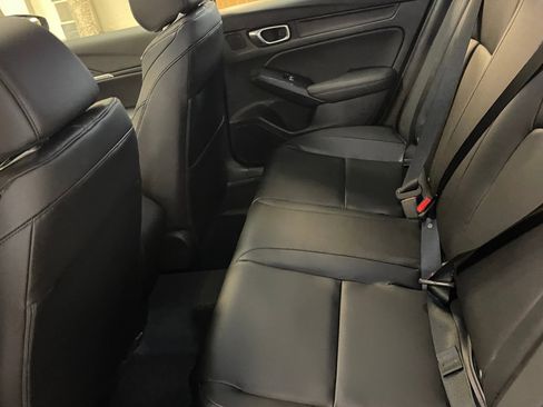 New 2025 Acura Integra image 35