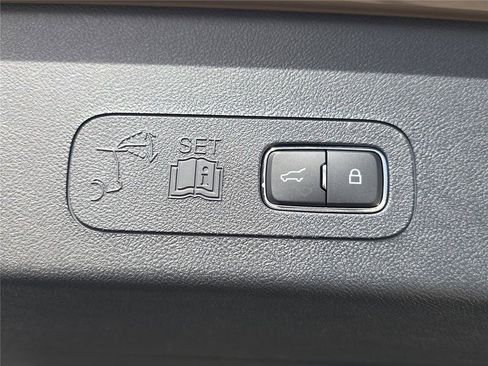 New 2026 Lincoln Aviator AWD image 26