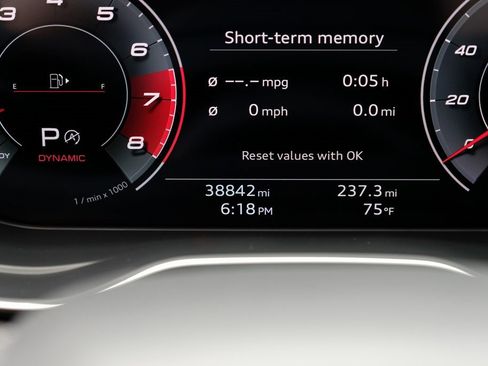 Used 2022 Audi SQ5 Prestige image 17