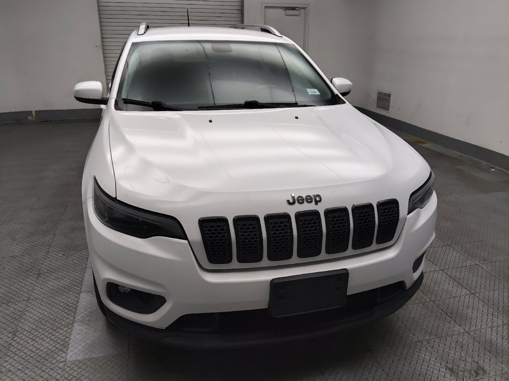 Used 2019 Jeep Cherokee Latitude Plus w/ Cold Weather Group AWD/4WD image 14