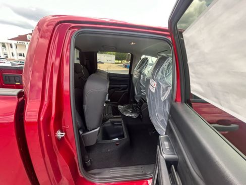 New 2026 Ford Ranger XLT w/ Equipment Group 301A High AWD/4WD image 8