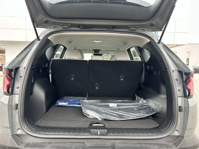 Certified 2026 Hyundai Tucson SE AWD/4WD image 11