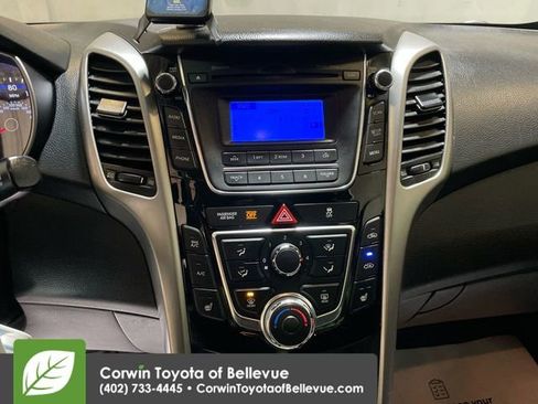 Used 2015 Hyundai Elantra GT image 16