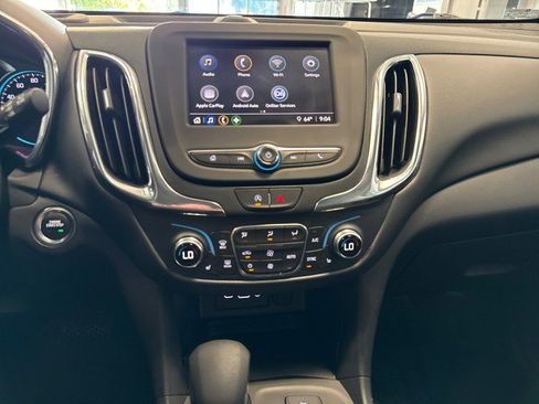 Used 2023 Chevrolet Equinox LT image 20