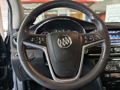 Used 2021 Buick Encore Preferred w/ Safety Package II FWD image 8