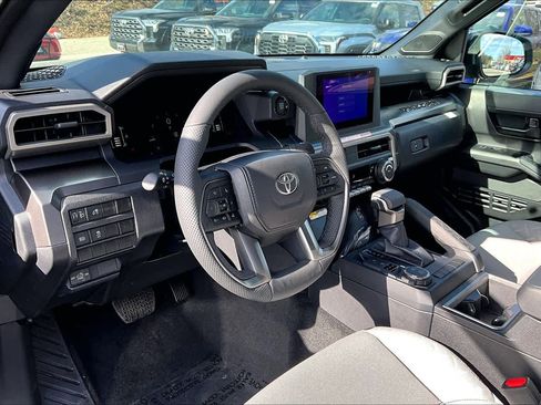 New 2026 Toyota Tacoma SR5 AWD/4WD image 8