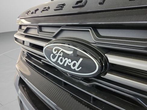 New 2025 Ford Expedition Tremor AWD/4WD image 24