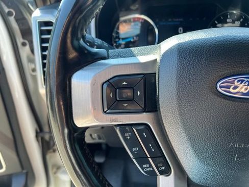 Used 2020 Ford F350 Platinum w/ FX4 Off-Road Package AWD/4WD image 27