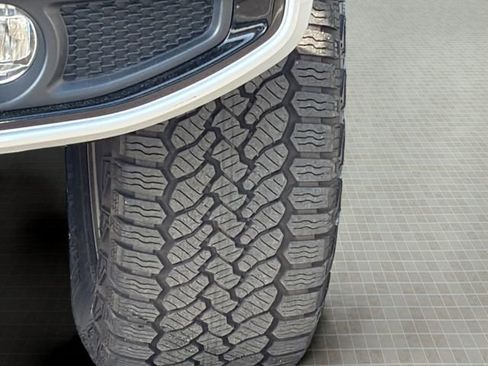 Used 2024 Jeep Wrangler High Altitude image 11