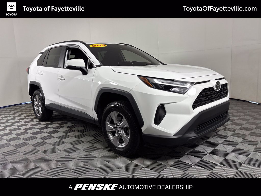 Used 2023 Toyota RAV4 XLE FWD image 11