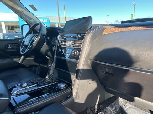 Used 2024 INFINITI QX80 Premium Select w/ Cargo Package image 39