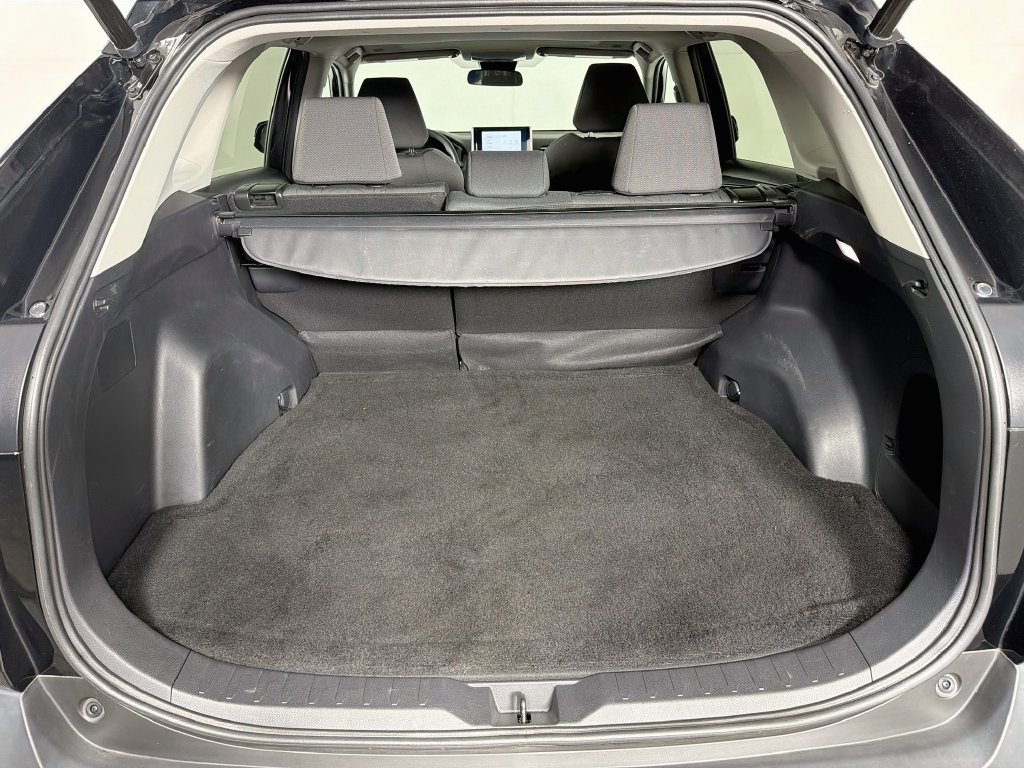 Used 2023 Toyota RAV4 XLE w/ Convenience Package AWD/4WD image 24