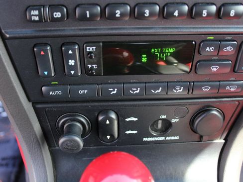 Used 2002 Ford Thunderbird RWD image 46