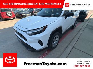Used 2024 Toyota RAV4 LE FWD video 1