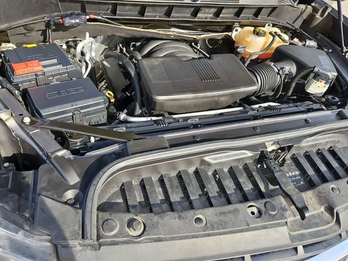 Used 2020 Chevrolet Silverado 1500 LT image 15