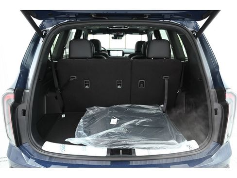 New 2025 Kia Telluride AWD image 43