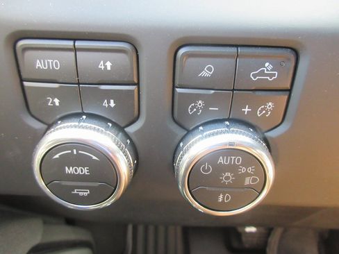 New 2026 GMC Sierra 1500 AT4 w/ AT4 Premium Package image 19