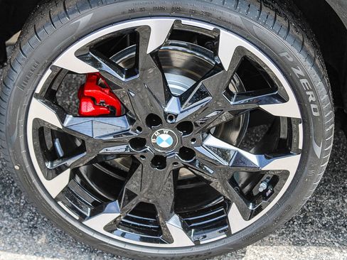 New 2026 BMW X2 M35i w/ Technology Package AWD/4WD image 11
