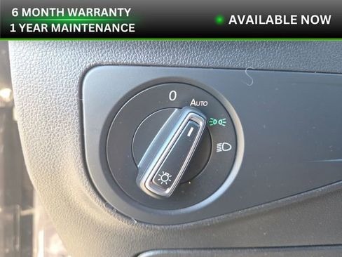 Used 2020 Volkswagen Tiguan SE image 18