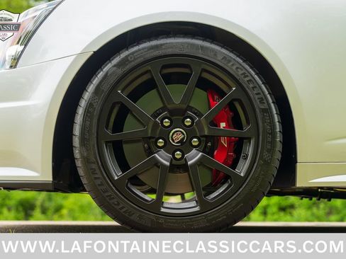 Used 2015 Cadillac CTS V RWD image 26