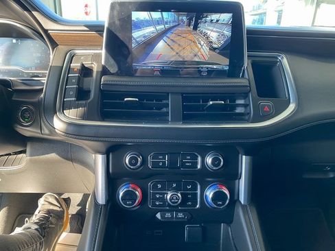 Used 2023 GMC Yukon SLE w/ Gmc Pro Safety Plus Package image 24