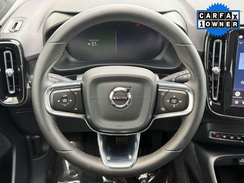 Used 2024 Volvo XC40 Recharge Core AWD/4WD image 17