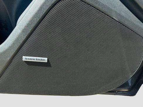 Certified 2025 Subaru Crosstrek 2.5i Limited w/ Crosstrek Mirror Package image 26